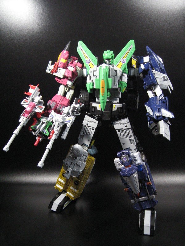 Check Out This Amazing Custom Combiner Wars Liokaiser 33 (33 of 36)